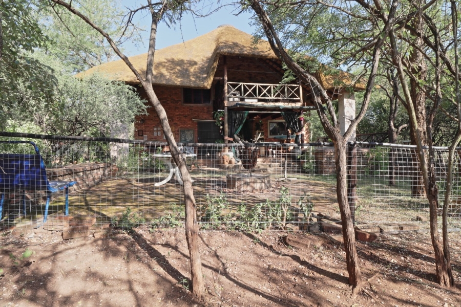 2 Bedroom Property for Sale in Marloth Park Mpumalanga