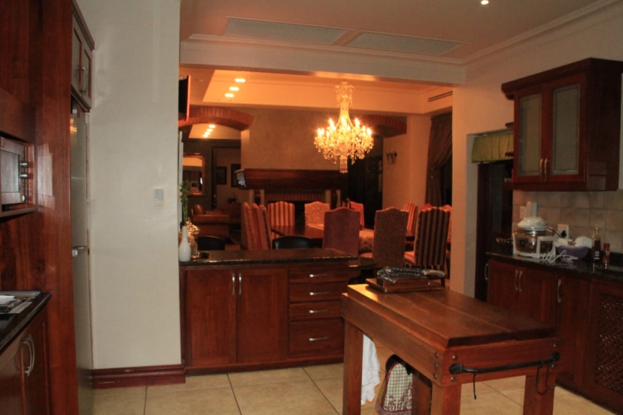 7 Bedroom Property for Sale in Uitsig Landgoed Estate Mpumalanga