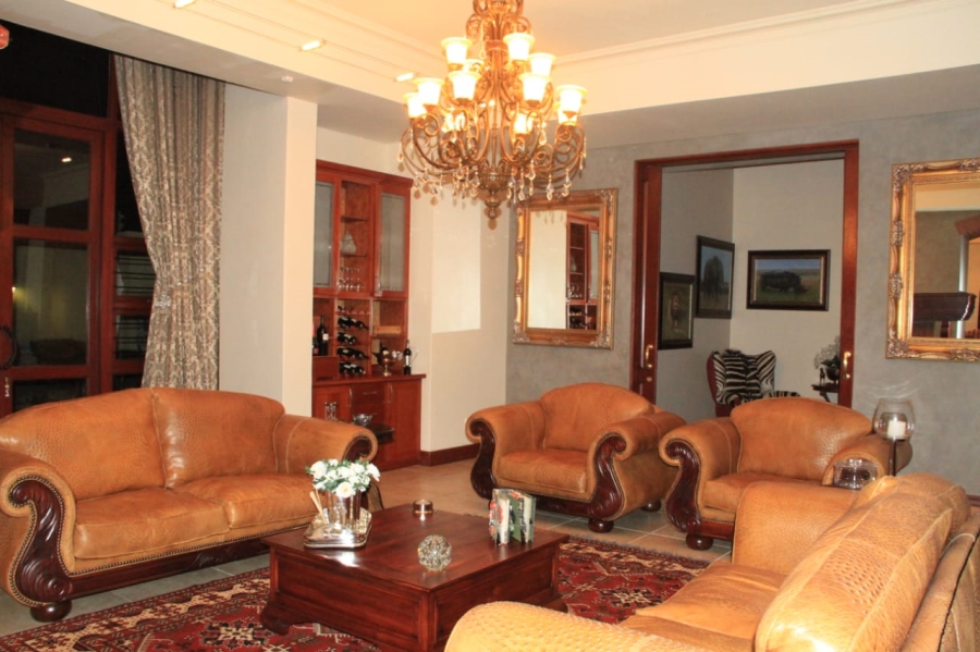 7 Bedroom Property for Sale in Uitsig Landgoed Estate Mpumalanga