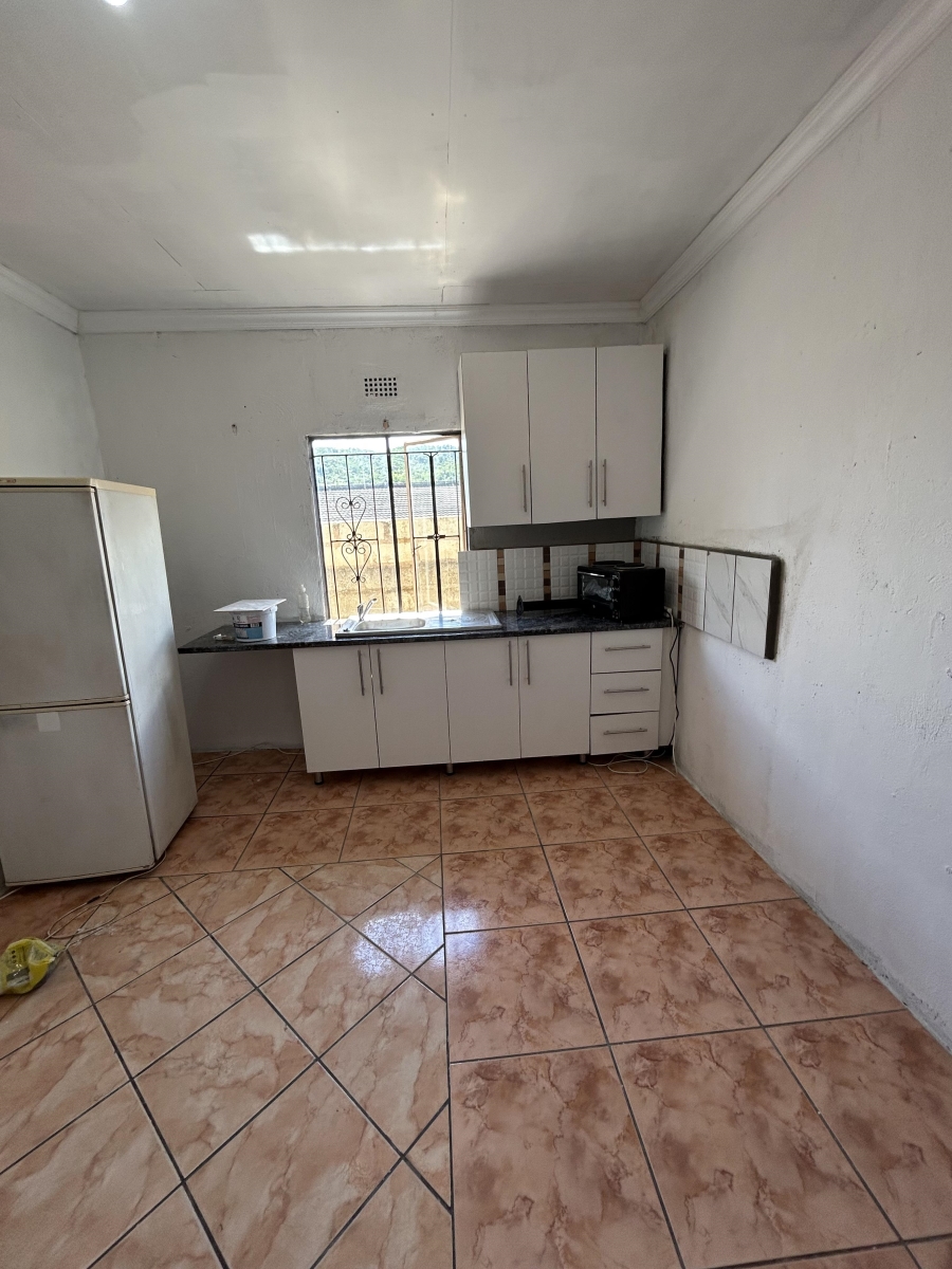 To Let 1 Bedroom Property for Rent in Kanyamazane Mpumalanga