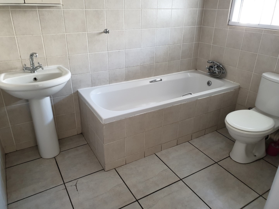 To Let 2 Bedroom Property for Rent in Nelspruit Mpumalanga