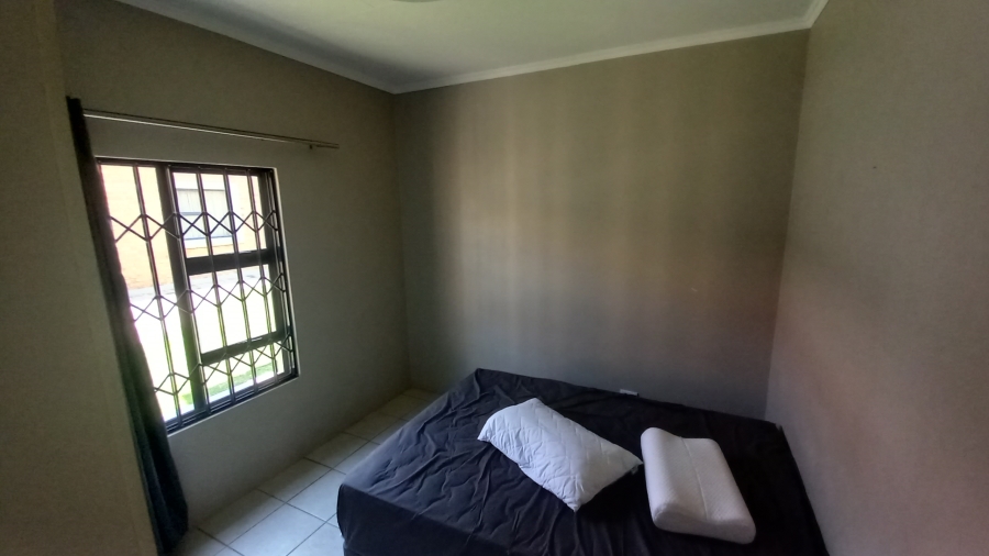 To Let 2 Bedroom Property for Rent in Terra Nova Mpumalanga