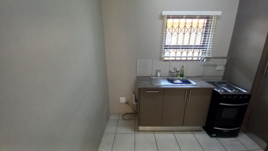 To Let 2 Bedroom Property for Rent in Terra Nova Mpumalanga