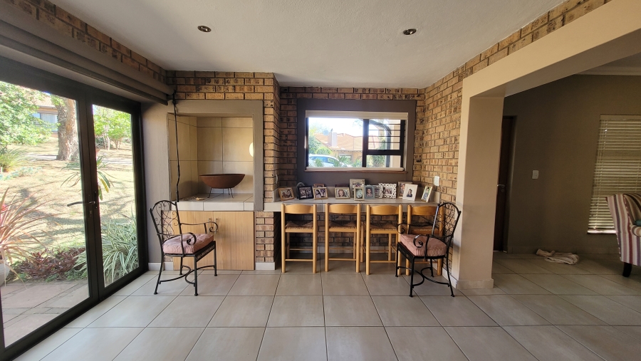 To Let 2 Bedroom Property for Rent in Bateleur Estate Mpumalanga