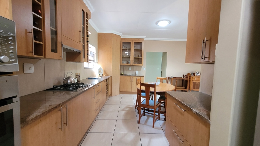 To Let 2 Bedroom Property for Rent in Bateleur Estate Mpumalanga