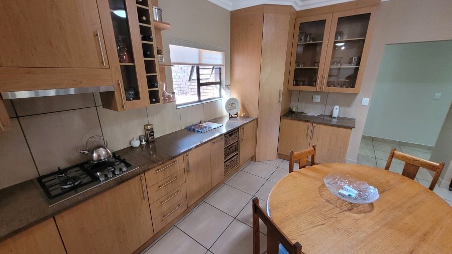 To Let 2 Bedroom Property for Rent in Bateleur Estate Mpumalanga