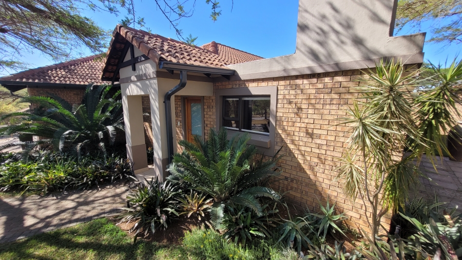 To Let 2 Bedroom Property for Rent in Bateleur Estate Mpumalanga