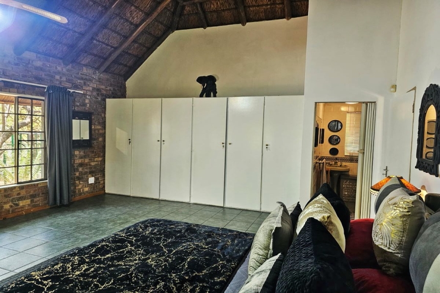 4 Bedroom Property for Sale in Marloth Park Mpumalanga