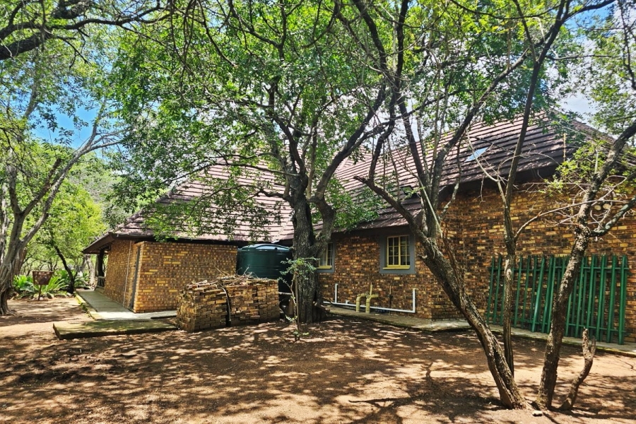 4 Bedroom Property for Sale in Marloth Park Mpumalanga