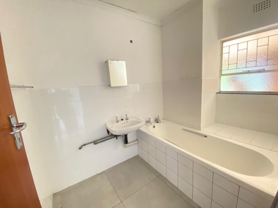 To Let 2 Bedroom Property for Rent in White River Mpumalanga