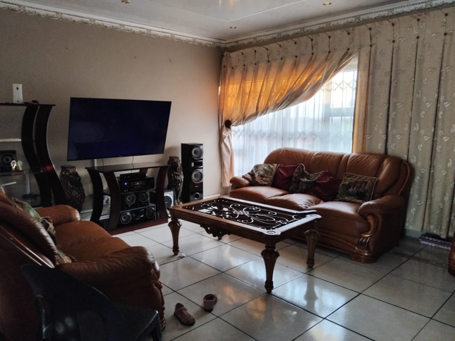 3 Bedroom Property for Sale in Tasbet Park Ext 1 Mpumalanga