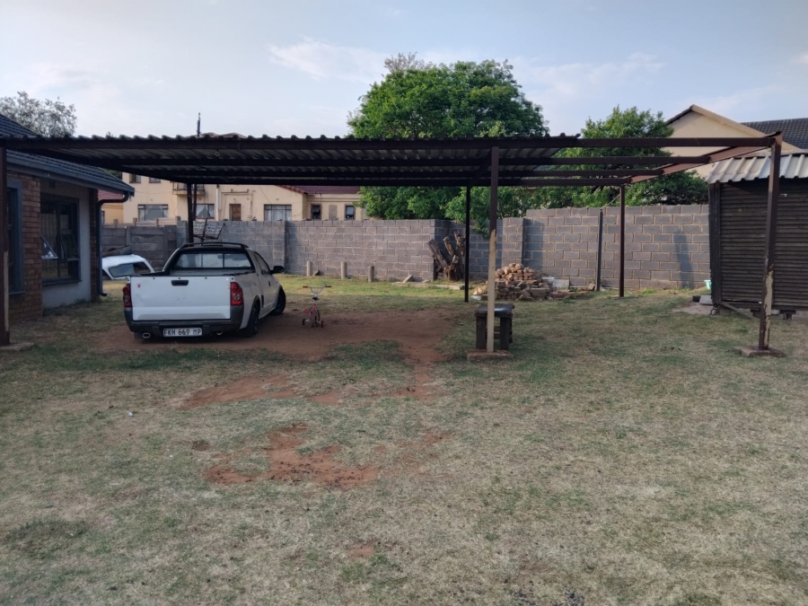 3 Bedroom Property for Sale in Tasbet Park Ext 1 Mpumalanga