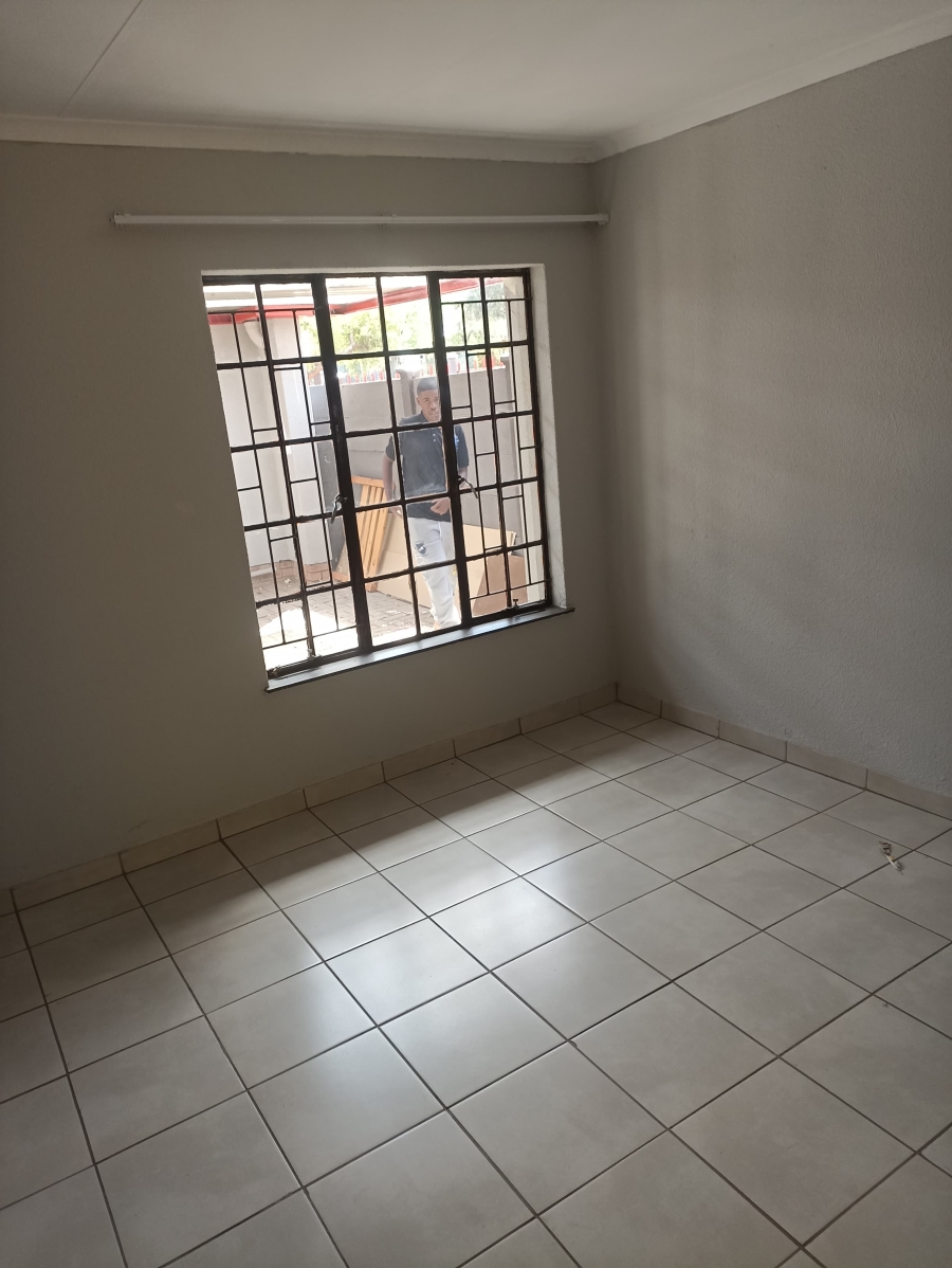 To Let 3 Bedroom Property for Rent in Secunda Mpumalanga