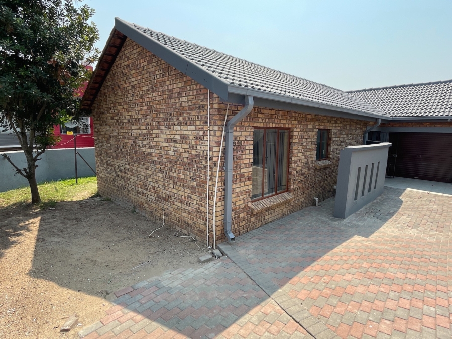 4 Bedroom Property for Sale in Kingsview Mpumalanga