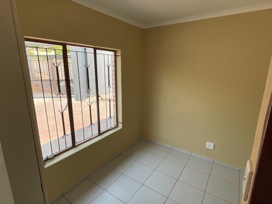 4 Bedroom Property for Sale in Kingsview Mpumalanga