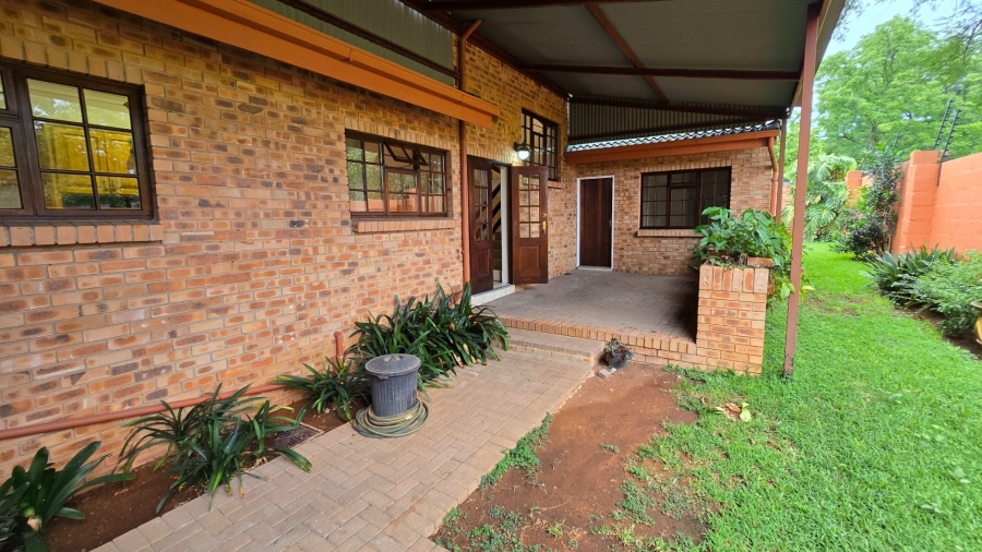 To Let 3 Bedroom Property for Rent in White River Ext 15 Mpumalanga