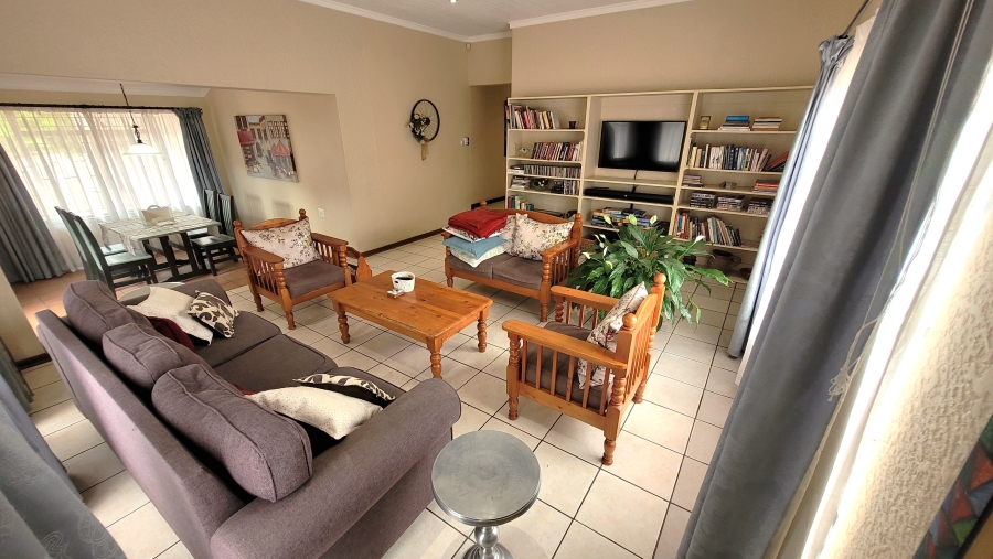 8 Bedroom Property for Sale in West Acres Ext 6 Mpumalanga