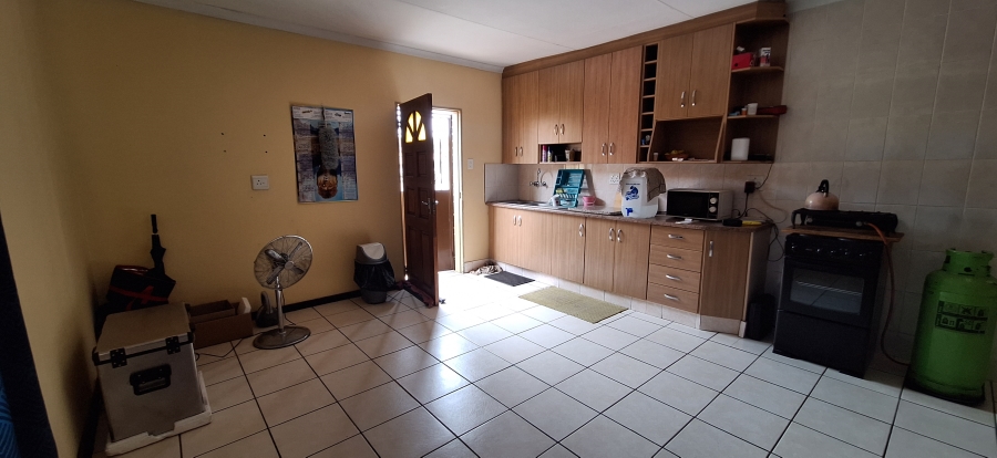 To Let 1 Bedroom Property for Rent in Model Park Mpumalanga