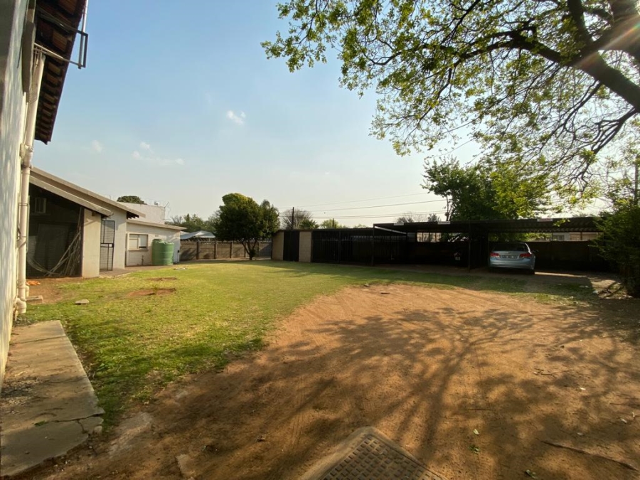 Commercial Property for Sale in Witbank Ext 12 Mpumalanga