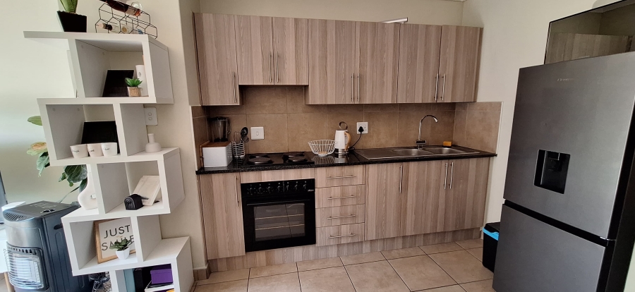 To Let 2 Bedroom Property for Rent in Dixon A H Mpumalanga