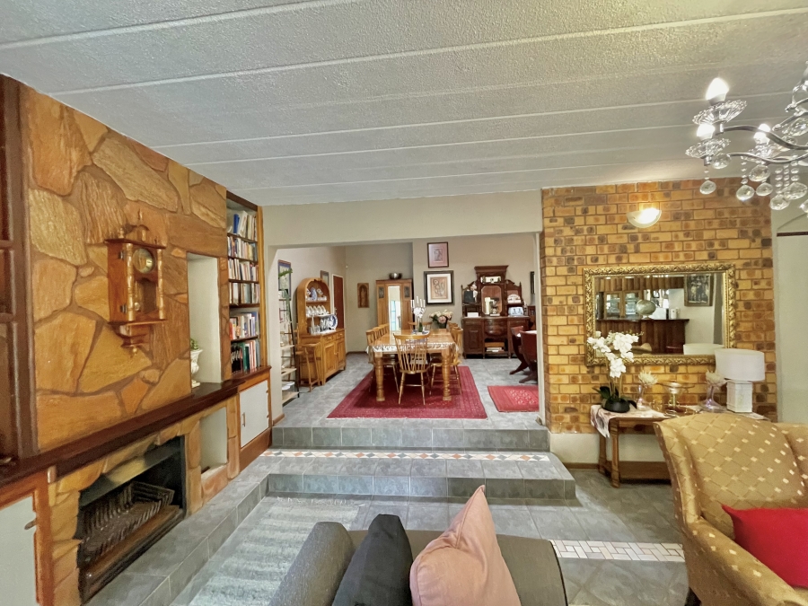 6 Bedroom Property for Sale in Secunda Mpumalanga