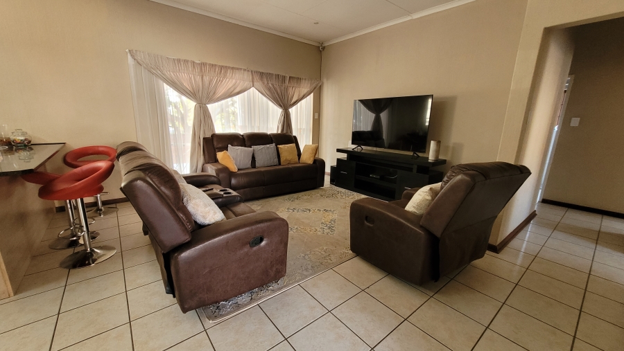 3 Bedroom Property for Sale in Nelspruit Ext 2 Mpumalanga