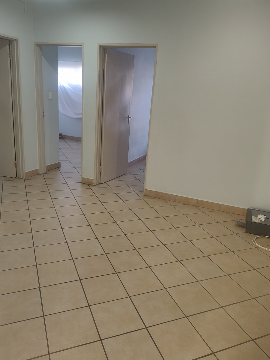 2 Bedroom Property for Sale in Sonheuwel Mpumalanga