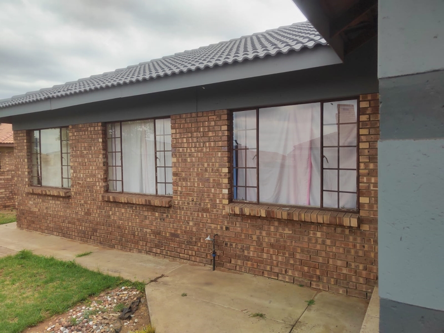 3 Bedroom Property for Sale in Aerorand Mpumalanga