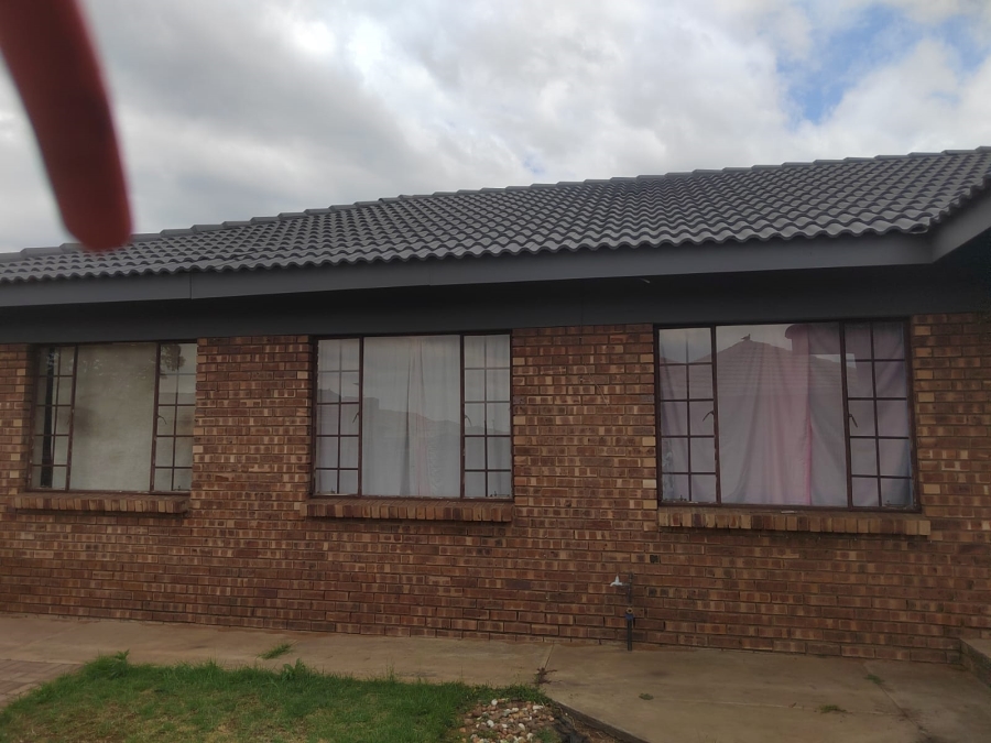 3 Bedroom Property for Sale in Aerorand Mpumalanga