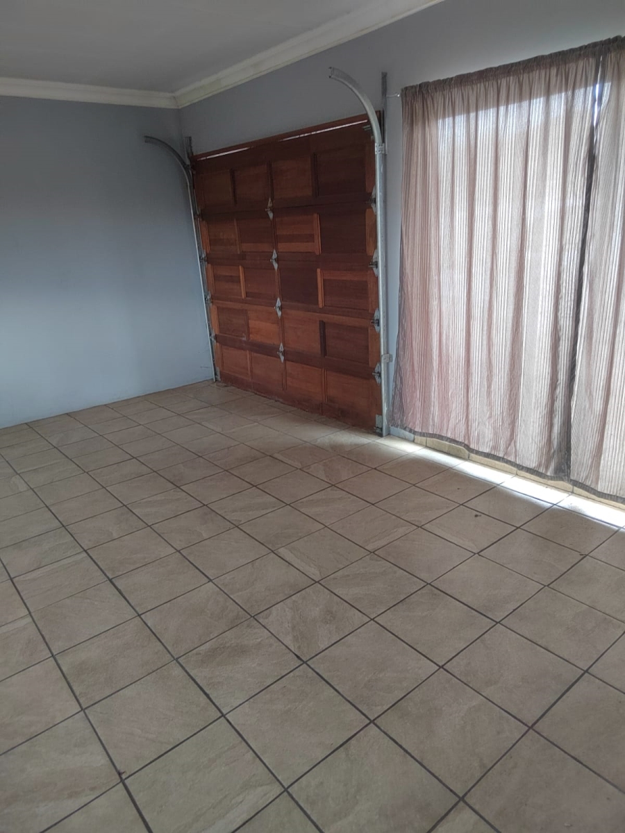 3 Bedroom Property for Sale in Aerorand Mpumalanga