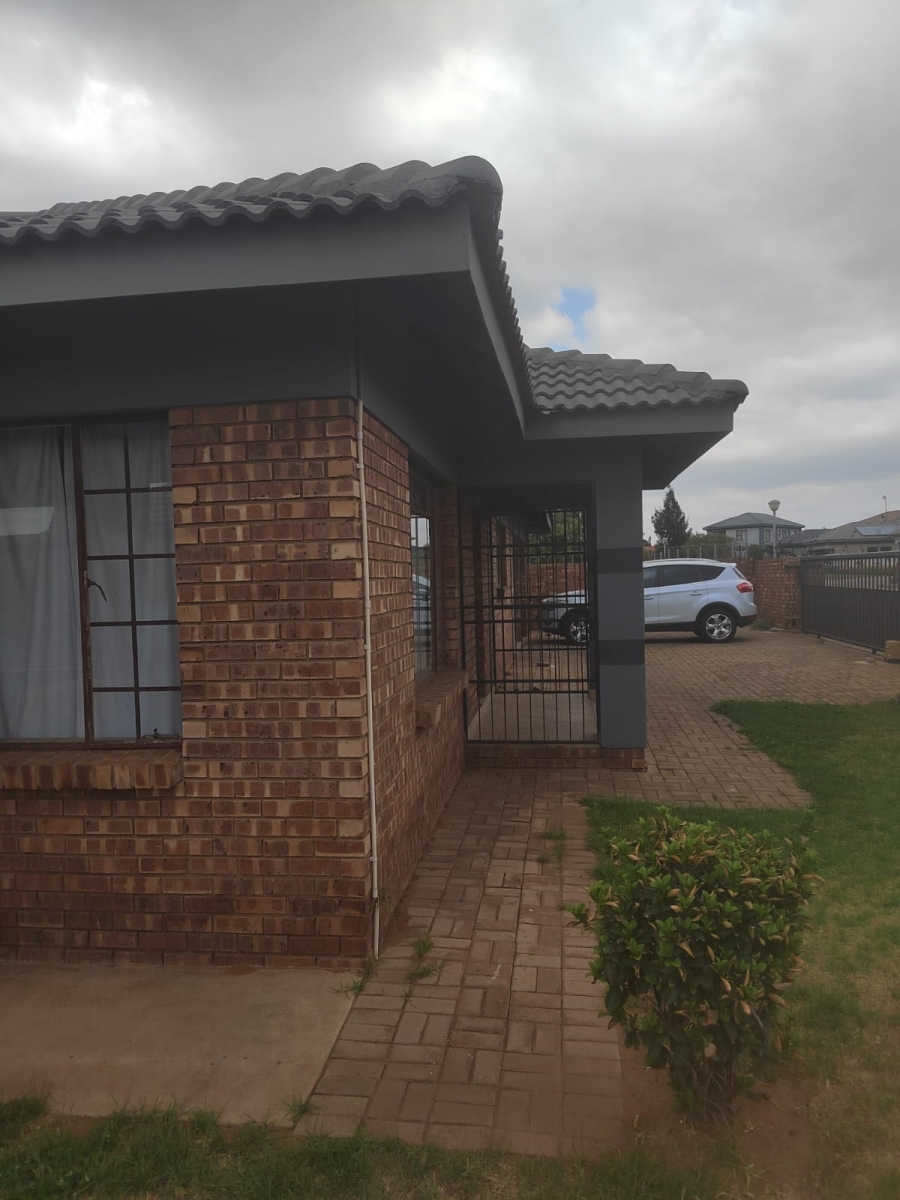 3 Bedroom Property for Sale in Aerorand Mpumalanga