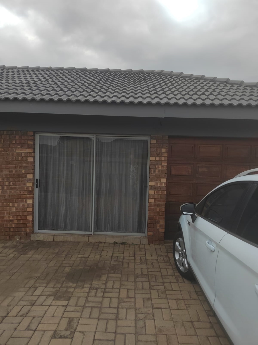 3 Bedroom Property for Sale in Aerorand Mpumalanga