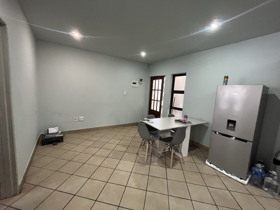 2 Bedroom Property for Sale in Sonheuwel Mpumalanga