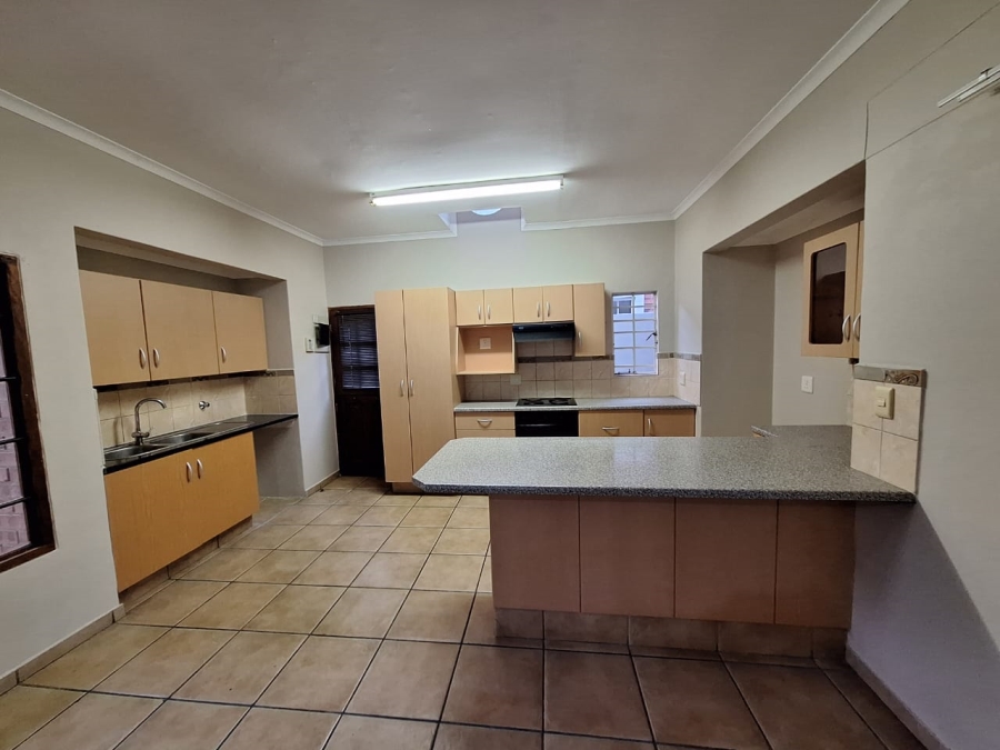 To Let 3 Bedroom Property for Rent in West Acres Mpumalanga