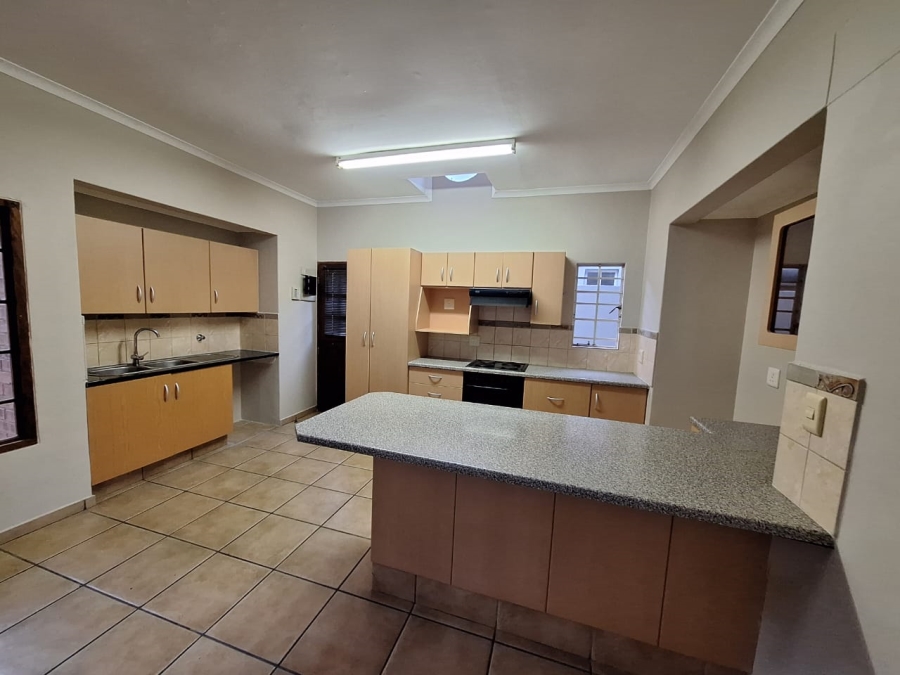 To Let 3 Bedroom Property for Rent in West Acres Mpumalanga