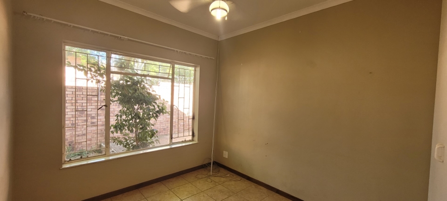 To Let 3 Bedroom Property for Rent in West Acres Mpumalanga