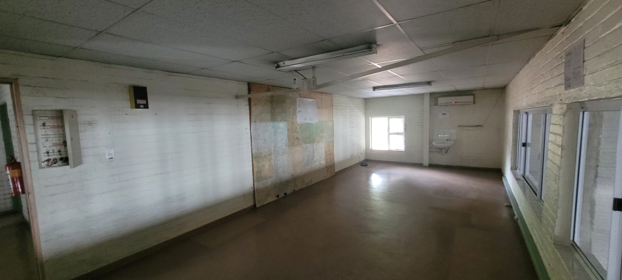 To Let commercial Property for Rent in White River Mpumalanga