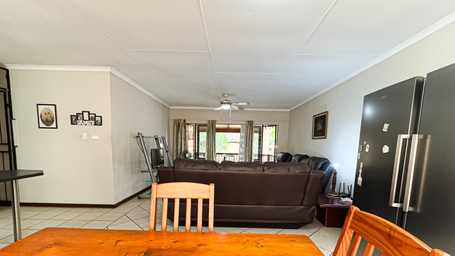 2 Bedroom Property for Sale in Stonehenge Ext 6 Mpumalanga