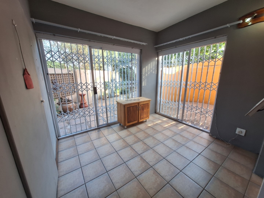 To Let 2 Bedroom Property for Rent in Nelspruit Ext 37 Mpumalanga