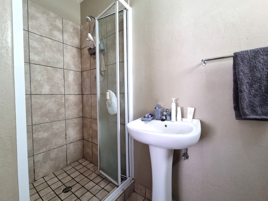 2 Bedroom Property for Sale in Nelspruit Ext 29 Mpumalanga