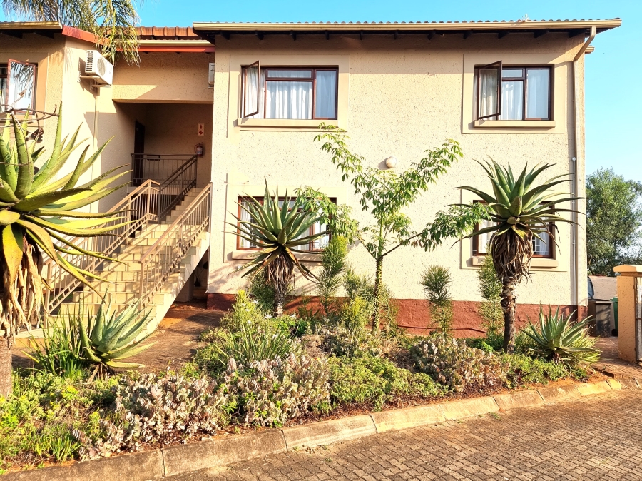 2 Bedroom Property for Sale in White River Ext 18 Mpumalanga