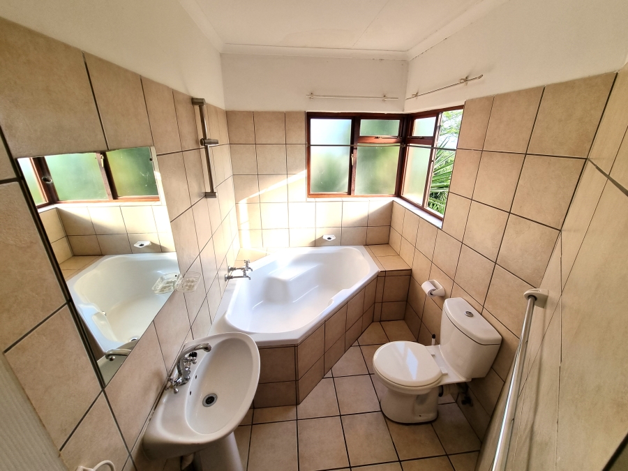 2 Bedroom Property for Sale in White River Ext 18 Mpumalanga