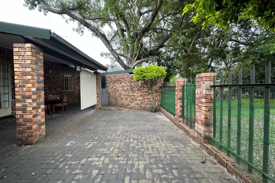 2 Bedroom Property for Sale in Nelspruit Ext 2 Mpumalanga