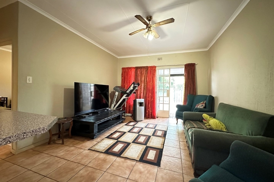 2 Bedroom Property for Sale in Nelspruit Ext 2 Mpumalanga