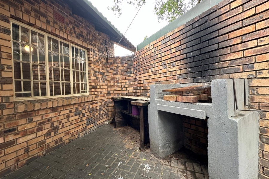 2 Bedroom Property for Sale in Nelspruit Ext 2 Mpumalanga