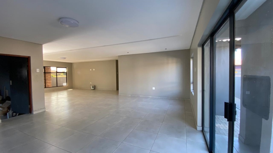 4 Bedroom Property for Sale in Aerorand Mpumalanga