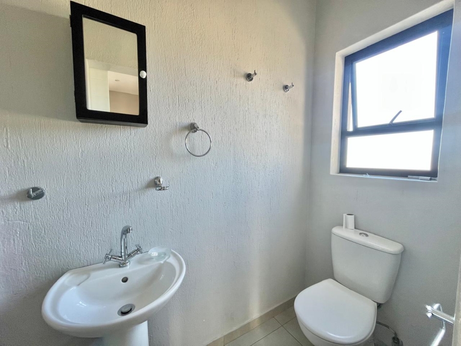 To Let 2 Bedroom Property for Rent in Nelspruit Ext 6 Mpumalanga