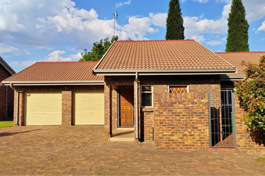 3 Bedroom Property for Sale in Aerorand Mpumalanga