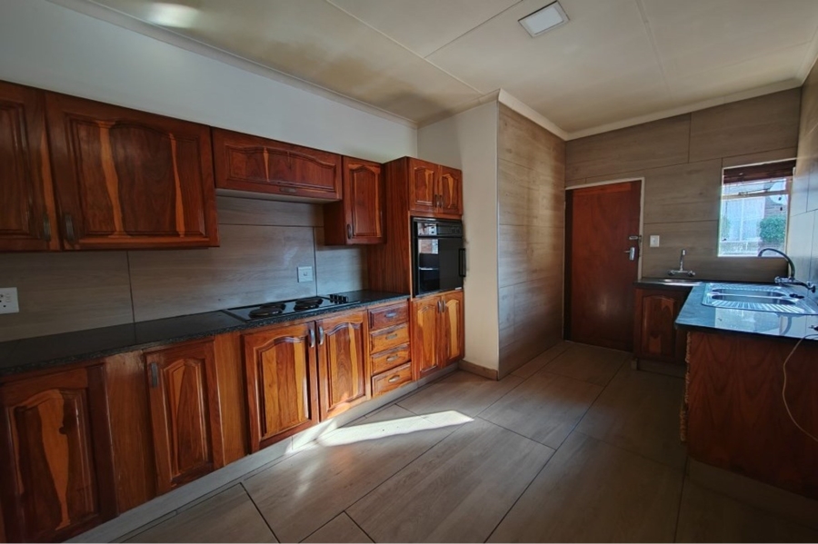 3 Bedroom Property for Sale in Aerorand Mpumalanga