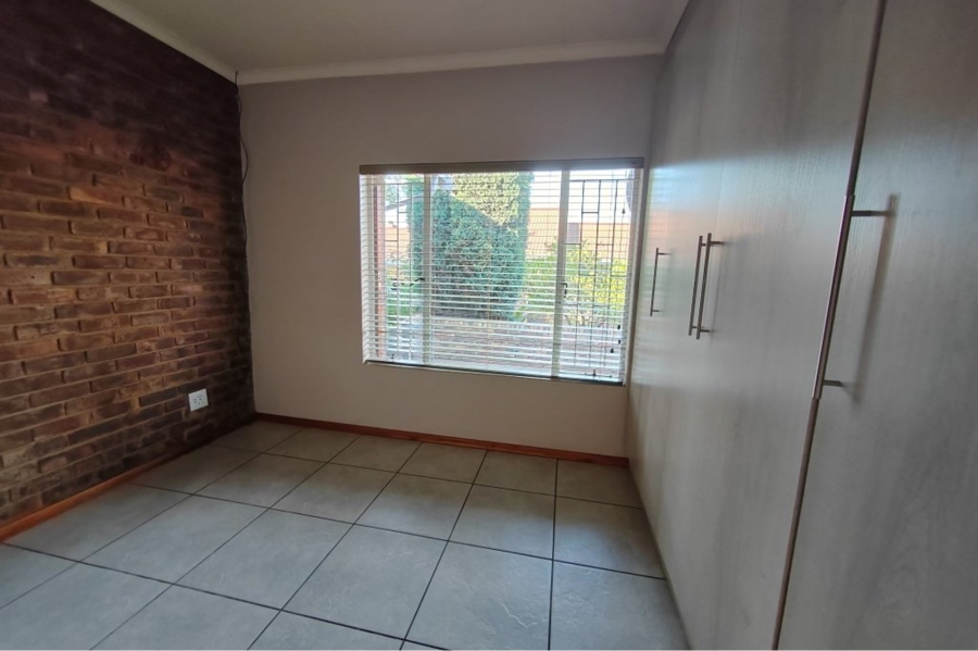 3 Bedroom Property for Sale in Aerorand Mpumalanga